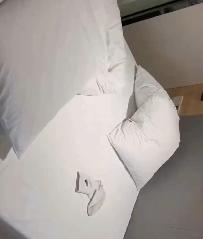 DƬ